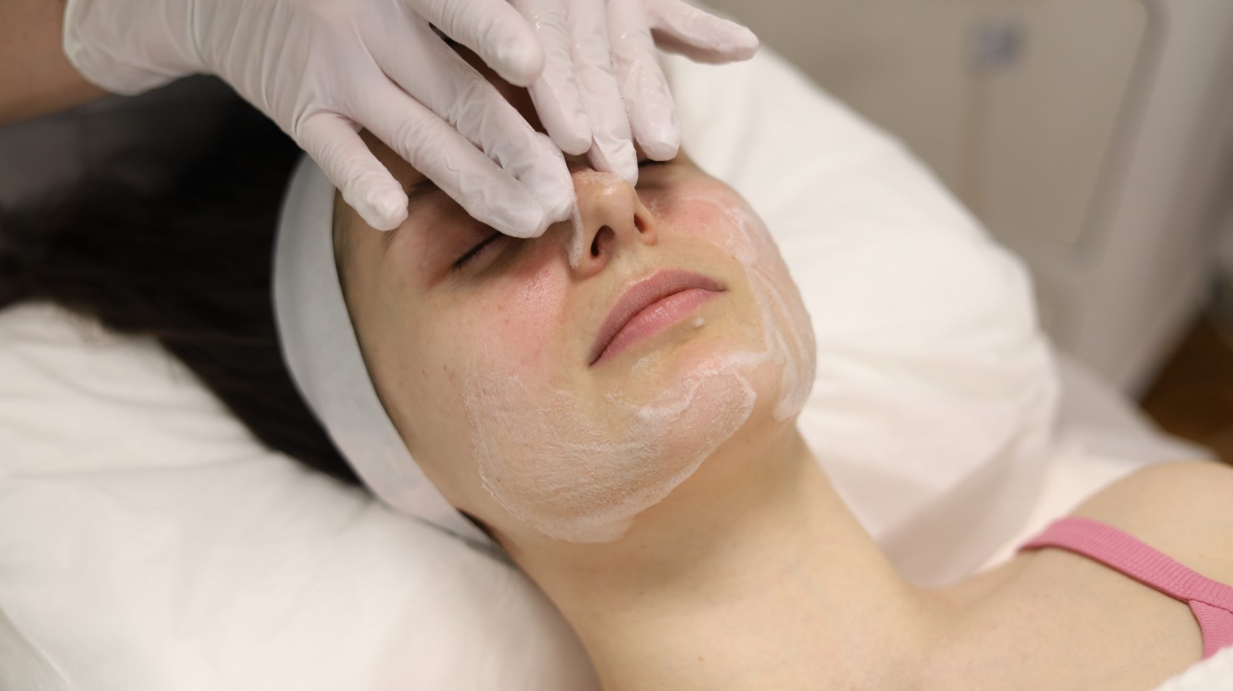 Deep Pore Cleansing Facial at Luma Skin NYC — boutique facials in Manhattan