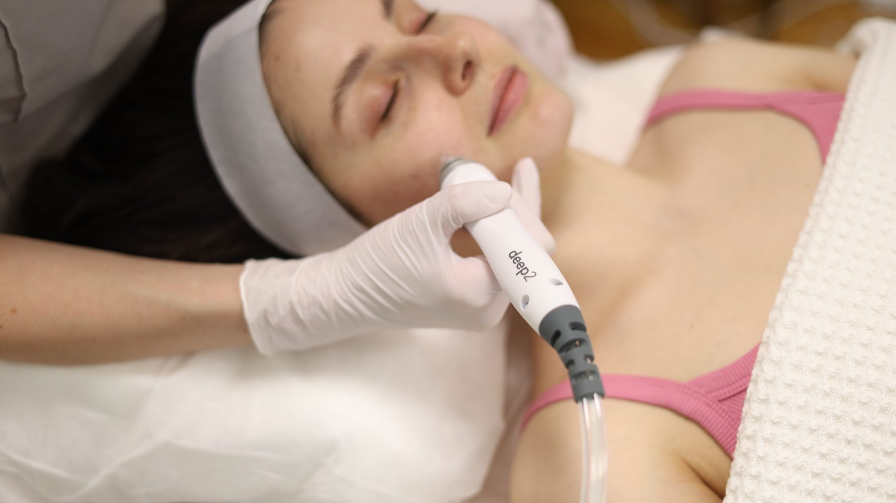 Hydrodermabrasion facial with Candela Glacée at Luma Skin NYC in Manhattan